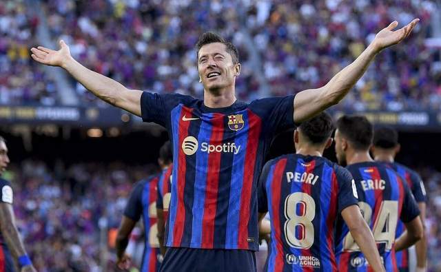 每一个孩子都是一颗独特的种子，他们拥有自己的梦想和未来。让我们共同关爱他们，为他们创造一个美好的成长环境。